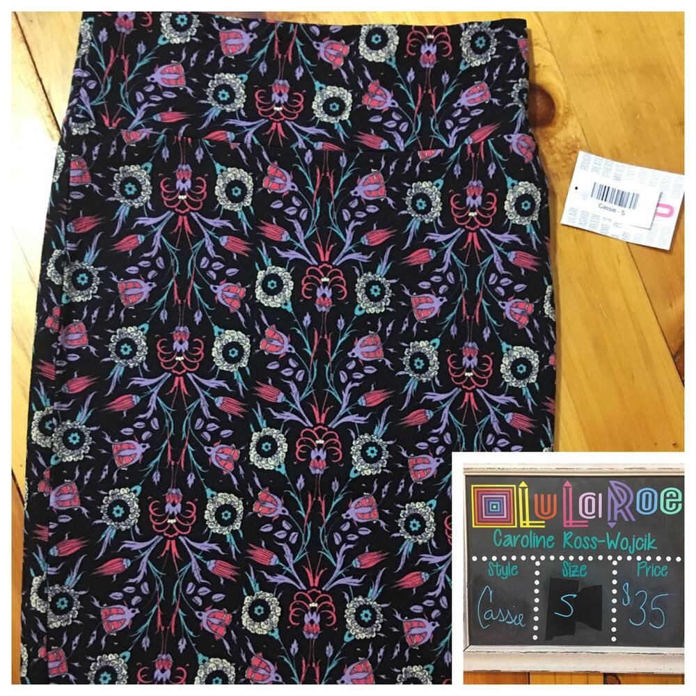 NWT Small Cassie Pencil Skirt